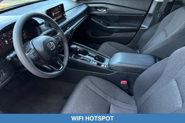 2025 Honda Accord SE - Photo 12