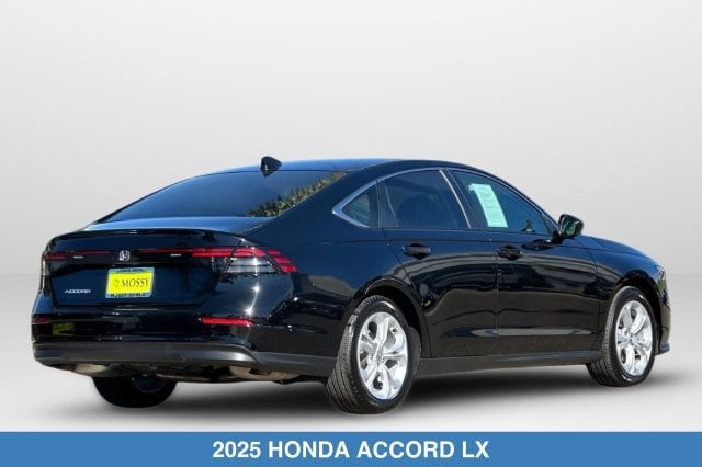 2025 Honda Accord LX - Photo 5