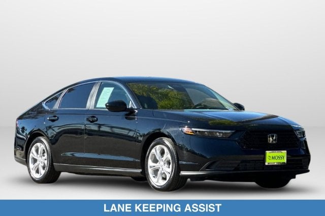 2025 Honda Accord LX - Photo 2