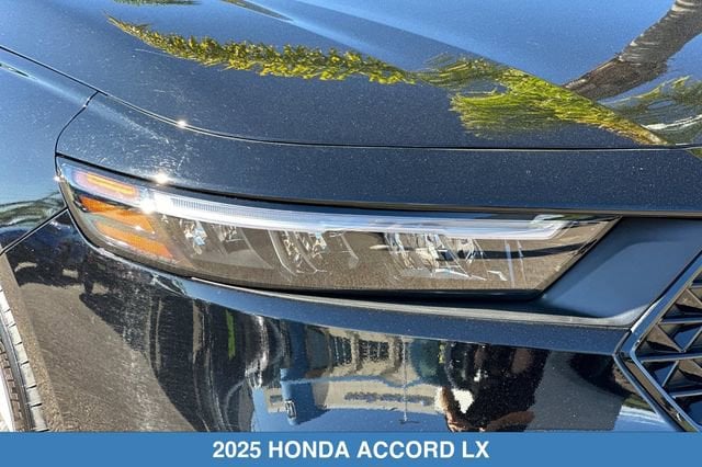 2025 Honda Accord LX - Photo 31