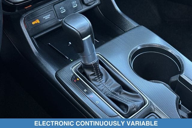 2025 Honda Civic Sport Touring - Photo 24