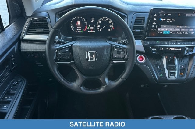 2025 Honda Odyssey EX-L - Photo 16