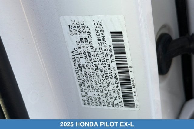 2025 Honda Pilot EX-L - Photo 32