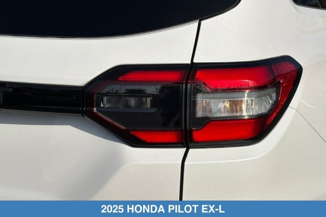 2025 Honda Pilot EX-L - Photo 31