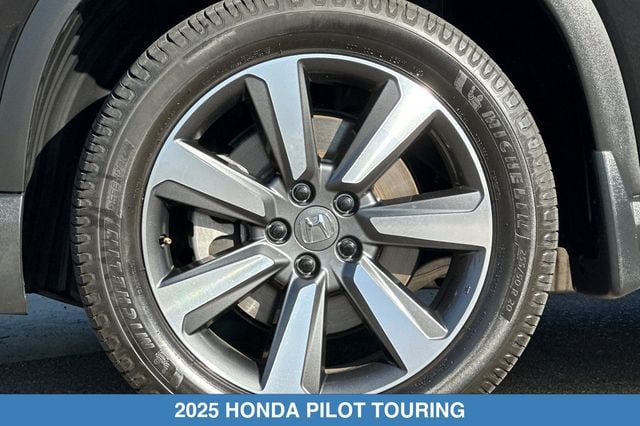 2025 Honda Pilot Touring - Photo 31
