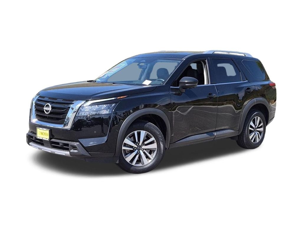 1 thumbnail image of  2025 Nissan Pathfinder SL