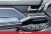 13 imagen en miniatura de 2026 Toyota 4Runner i-FORCE MAX Hybrid Platinum