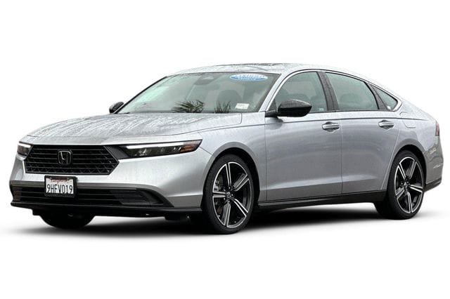 2 thumbnail image of  2023 Honda Accord Hybrid Sport