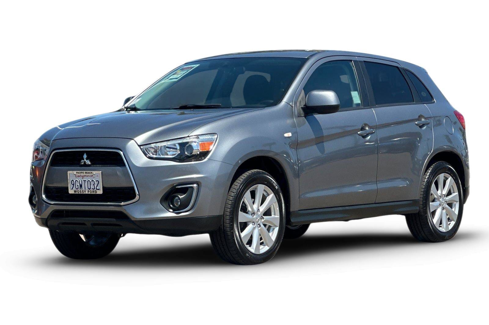 1 placeholder image of  2014 Mitsubishi Outlander Sport ES