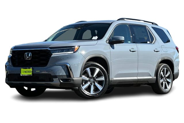 1 placeholder image of  2025 Honda Pilot Touring