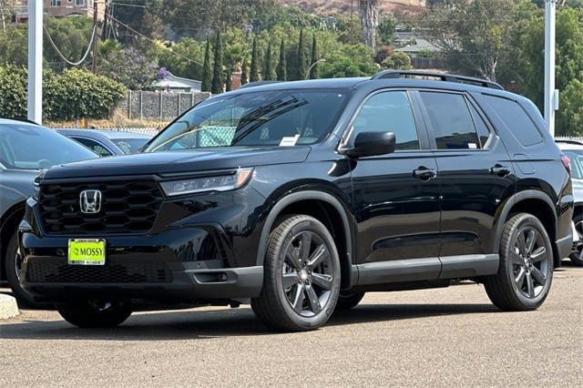 2025 Honda Pilot Sport's photo