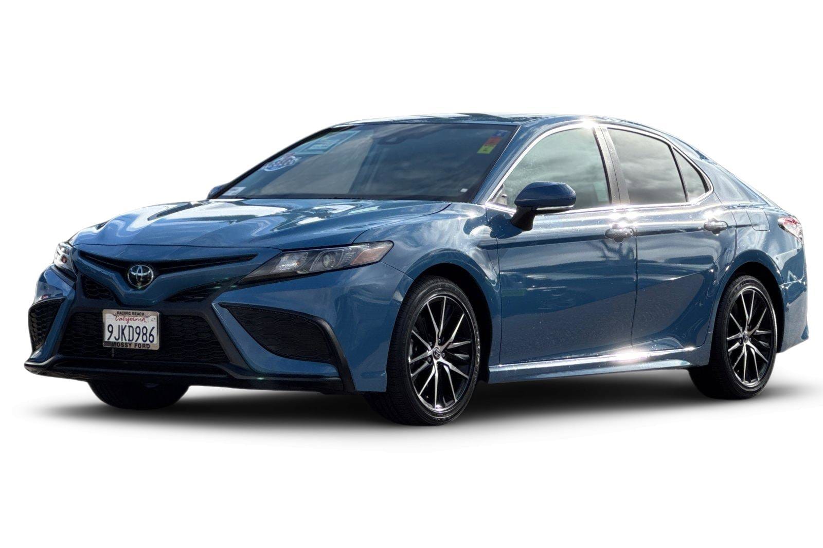 1 placeholder image of  2024 Toyota Camry SE