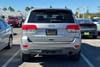4 thumbnail image of  2016 Jeep Grand Cherokee Laredo