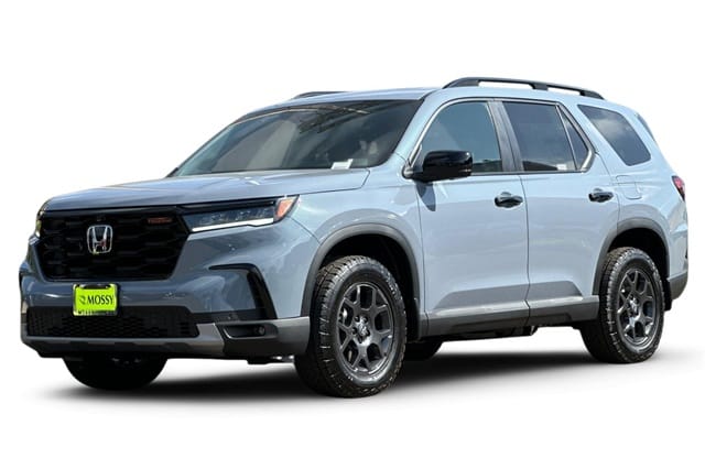 1 placeholder image of  2025 Honda Pilot TrailSport