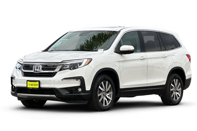 2 thumbnail image of  2020 Honda Pilot EX-L