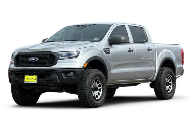 2 thumbnail image of  2021 Ford Ranger XL