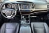 13 thumbnail image of  2017 Toyota Highlander Limited
