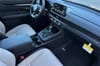 18 imagen en miniatura de 2026 Honda CR-V EX