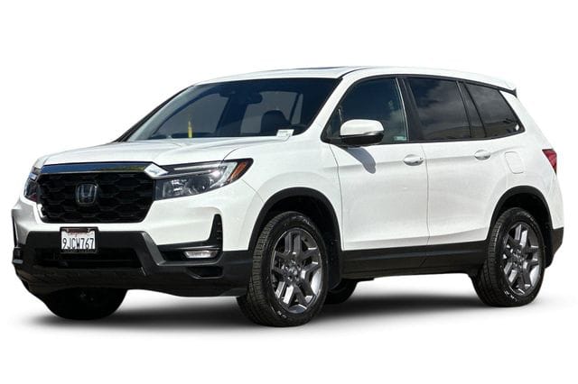 2 thumbnail image of  2023 Honda Passport EX-L