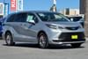 2 imagen en miniatura de 2023 Toyota Sienna LE