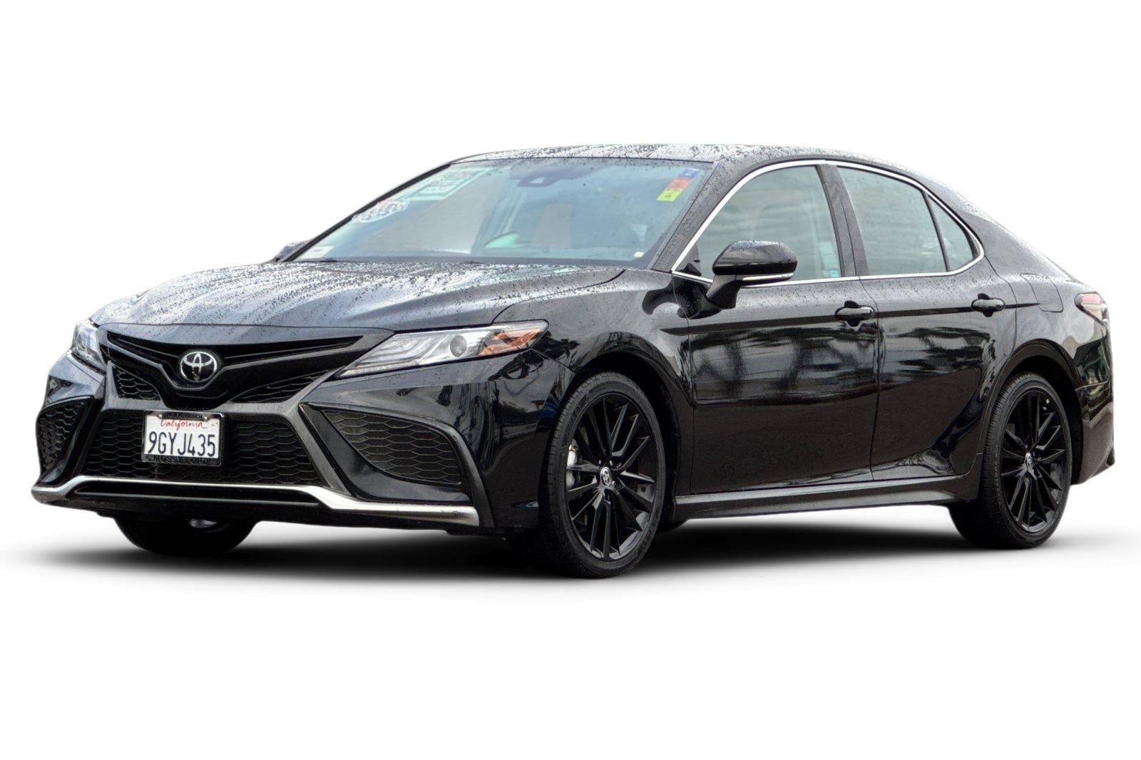 2 thumbnail image of  2023 Toyota Camry XSE