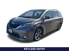 2 thumbnail image of  2017 Toyota Sienna SE