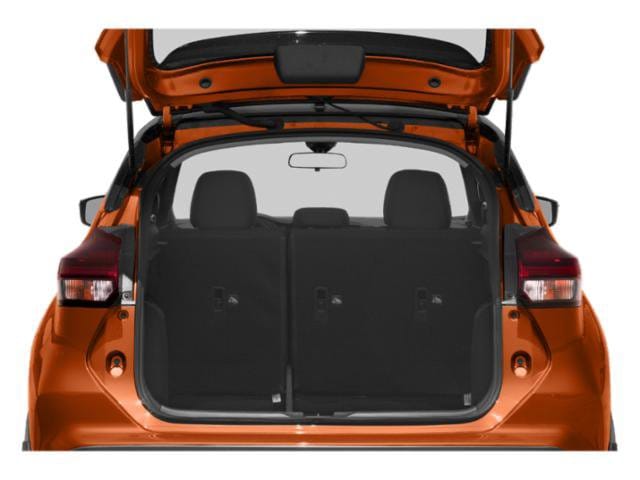 14 thumbnail image of  2021 Nissan Kicks SR