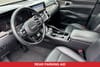 11 thumbnail image of  2022 Kia Sorento X-Line EX