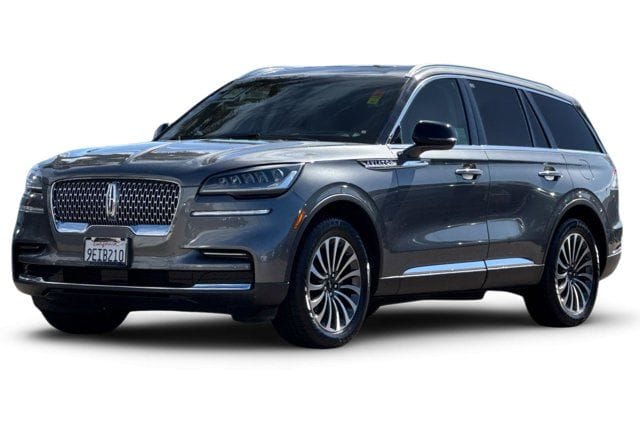 2 thumbnail image of  2023 Lincoln Aviator Reserve