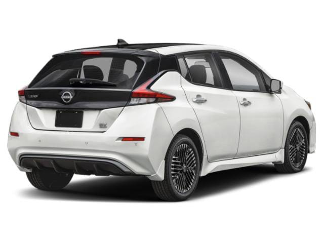 2 thumbnail image of  2023 Nissan Leaf SV PLUS