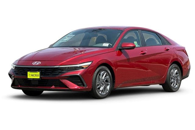 1 thumbnail image of  2024 Hyundai Elantra SEL