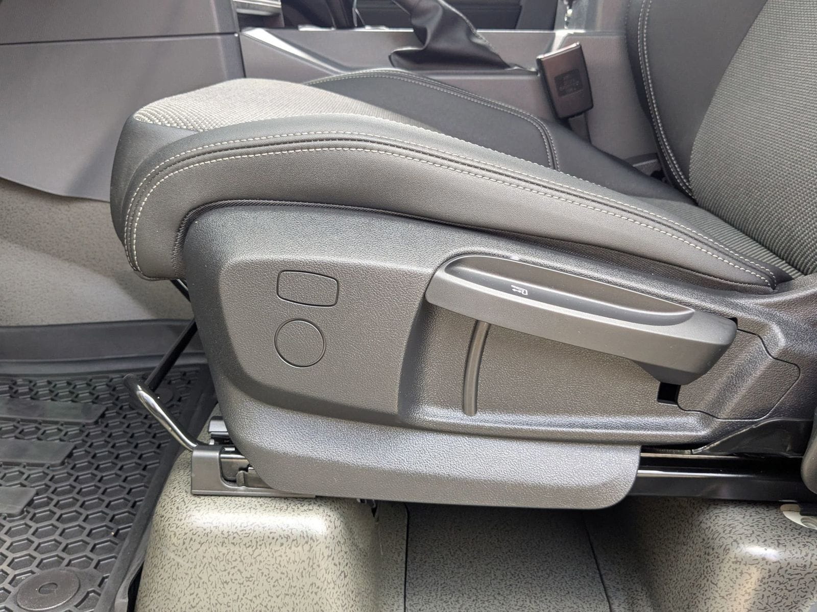 2024 INEOS Grenadier Base - Photo 15