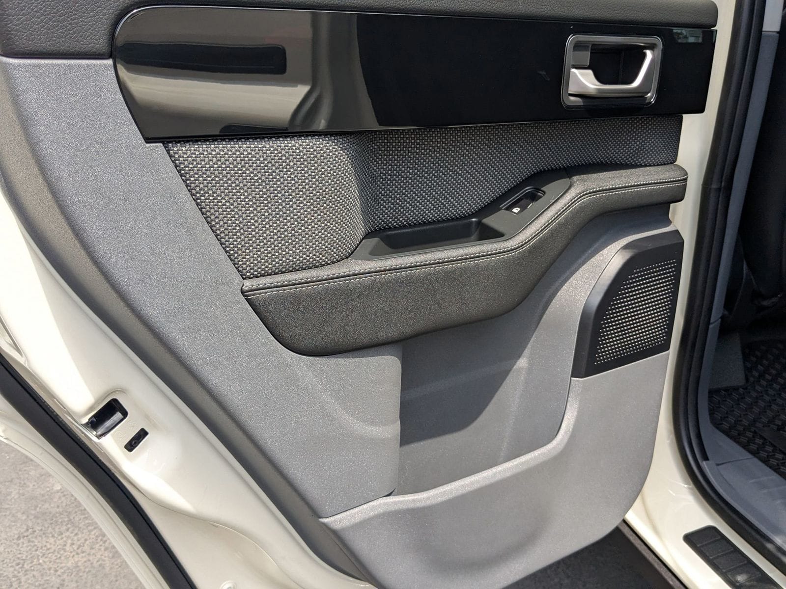 2024 INEOS Grenadier Base - Photo 24