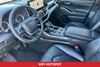11 thumbnail image of  2024 Toyota Highlander XLE