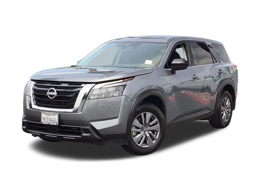 2025 Nissan Pathfinder S