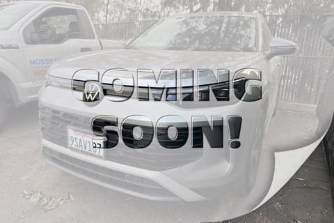 1 image of 2025 Volkswagen Tiguan 2.0T SE