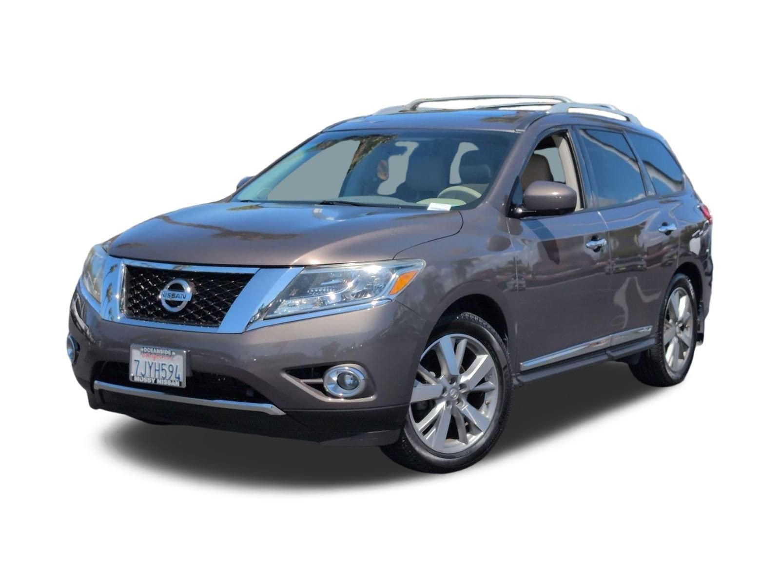 1 thumbnail image of  2015 Nissan Pathfinder Platinum