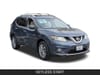 2 thumbnail image of  2015 Nissan Rogue SL