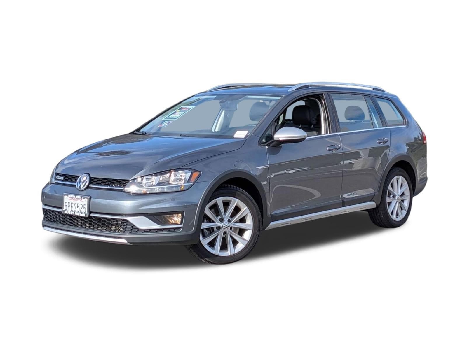 1 thumbnail image of  2019 Volkswagen Golf Alltrack