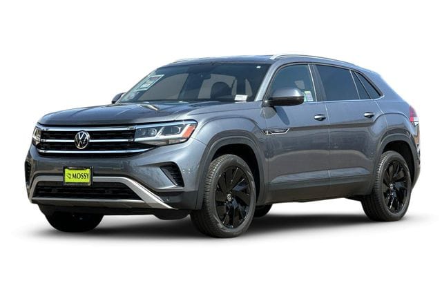2 thumbnail image of  2020 Volkswagen Atlas Cross Sport 3.6L V6 SE w/Technology