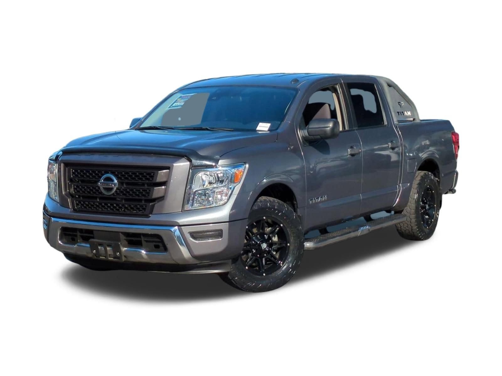 1 thumbnail image of  2021 Nissan Titan SV