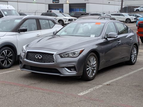 1 image of 2023 Infiniti Q50 LUXE