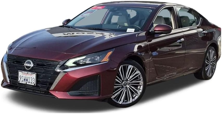 2025 Nissan Altima