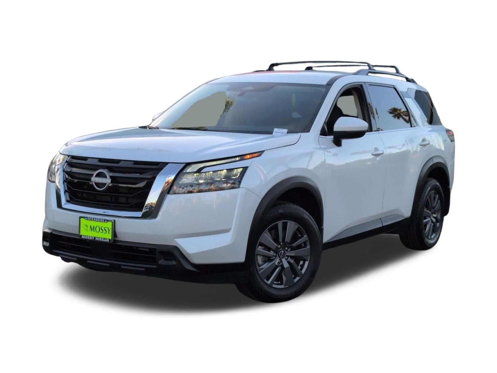 1 placeholder image of  2025 Nissan Pathfinder SV