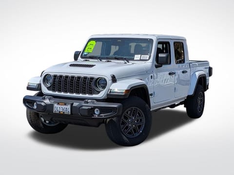 1 image of 2026 Jeep Gladiator Sport S
