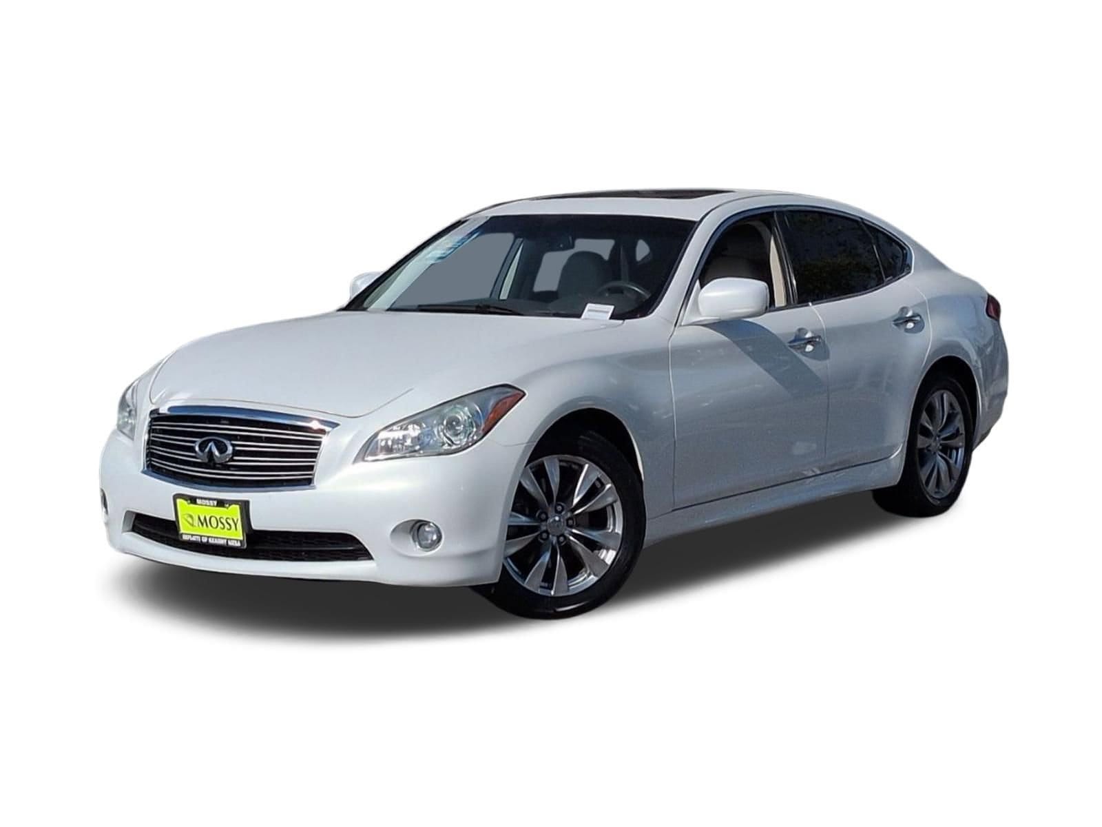 1 placeholder image of  2012 Infiniti M37 BASE