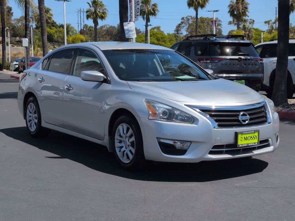Used 2015 Nissan Altima S with VIN 1N4AL3AP5FC133004 for sale in Chula Vista, CA