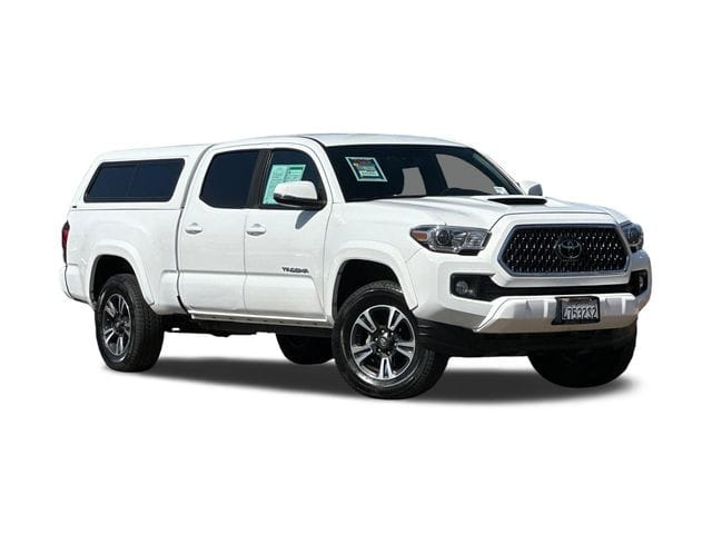 3 thumbnail image of  2019 Toyota Tacoma TRD Sport