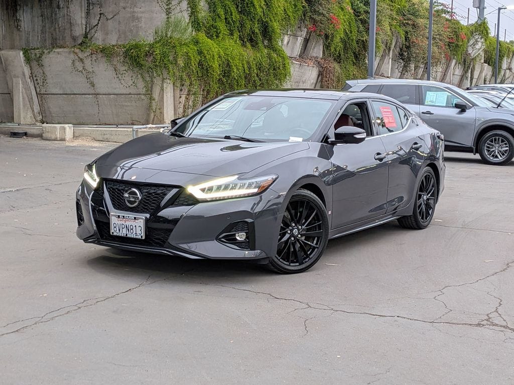 2021 Nissan Maxima Platinum's photo