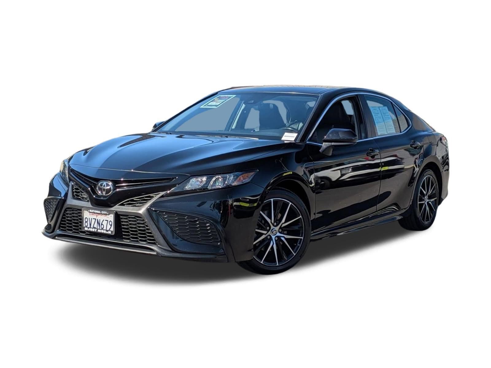 1 thumbnail image of  2021 Toyota Camry SE